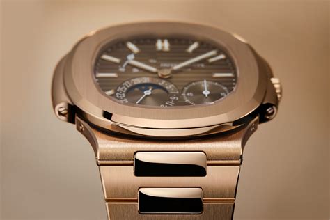 patek philippe 3712 a nautilus|patek philippe 5712 retail price.